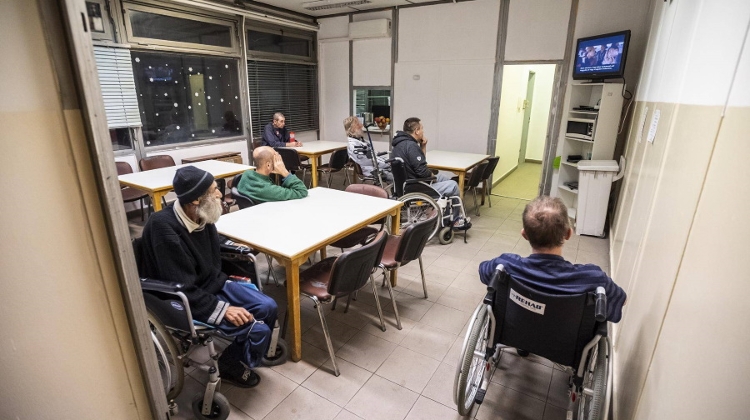 Coronavirus: Homeless In Budapest Relocated To Closed Quarters
