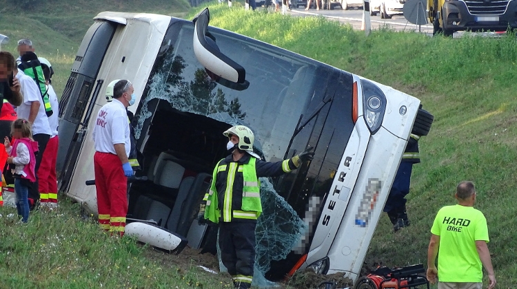 Video: Polish Tourist Bus Crashed In Hungary