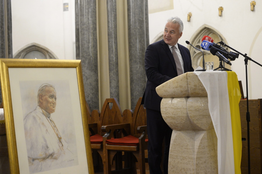 Book Marking Pope John Paul II's 100th Birth Anniversary Presented In Budapest