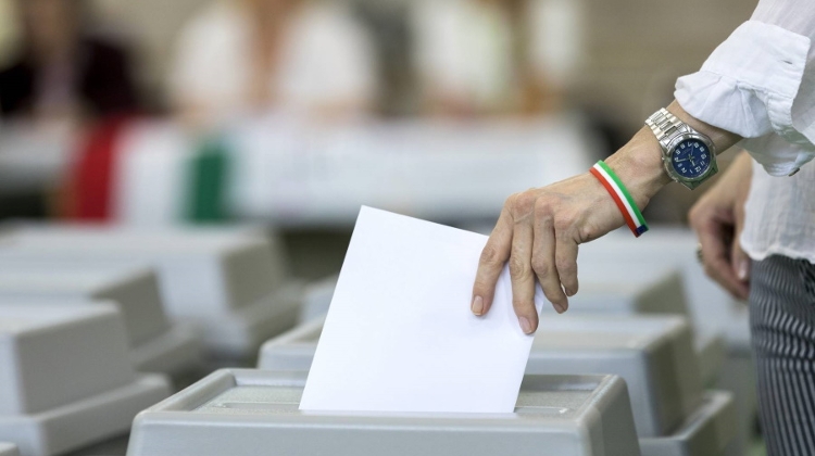 Opposition Jobbik Proposes Constitutional Amendment To Lower Voting Age In Hungary