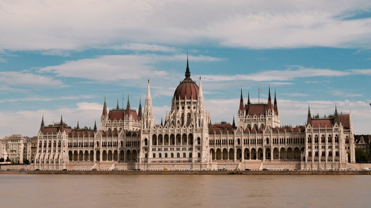 Take A Virtual Walk Around Parliament & Peek Into Off-Limit Areas