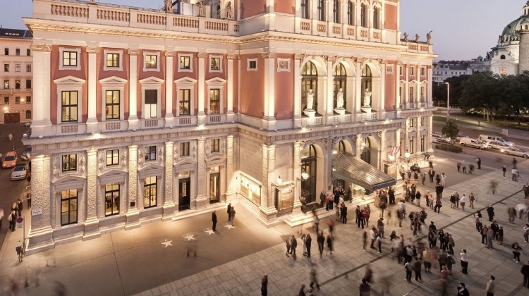 The Broadcast Of Musikverein, Vienna