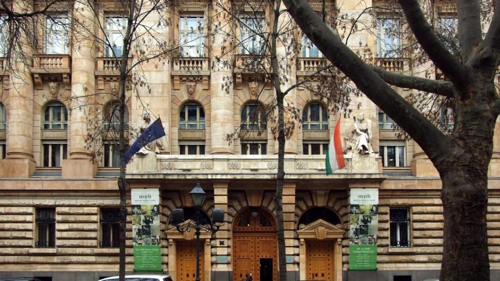 Hungarian Central Bank Says Loan Repayments May Not Rise After Moratorium
