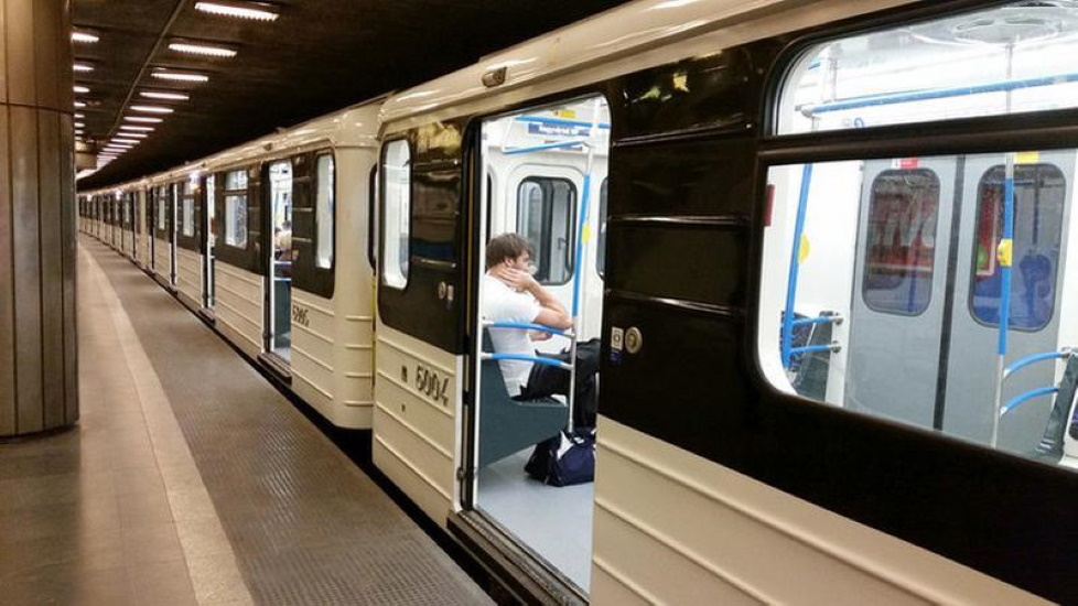 Two Budapest Metro Stations Closed For Revamp