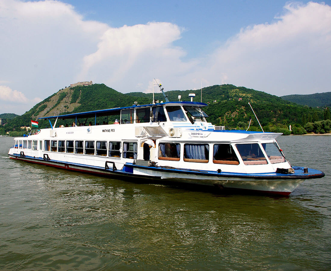 New Scenic Boat Service Launched Around Danube Bend Area