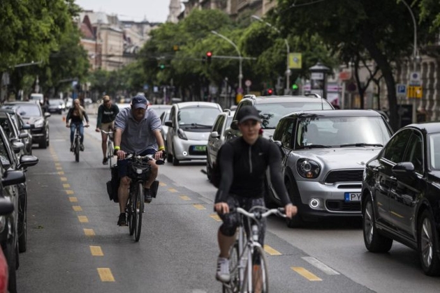 Government Official Calls On Budapest Mayor To Stop ‘Penalising’ Motorists In Capital
