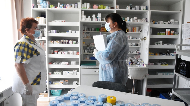 Virus-Hit Budapest Retirement Home Was Without Doctors 'For At Least A Week'