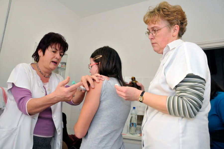Hungarian Epidemiologist Notes Covid-19 Misconceptions, Importance Of Flu Shot