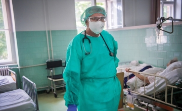 Ministry & Doctors Clash Over Healthcare Funding in Hungary Ministry & Doctors Clash Over Healthcare Funding in Hungary