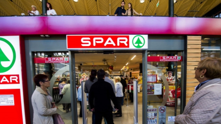 Spar Hungary Begins Layoffs Due To Extra Tax