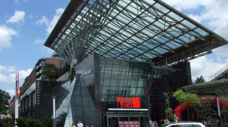 Budapest Westend Shopping Mall Wins Superbrands Award For 8th Time