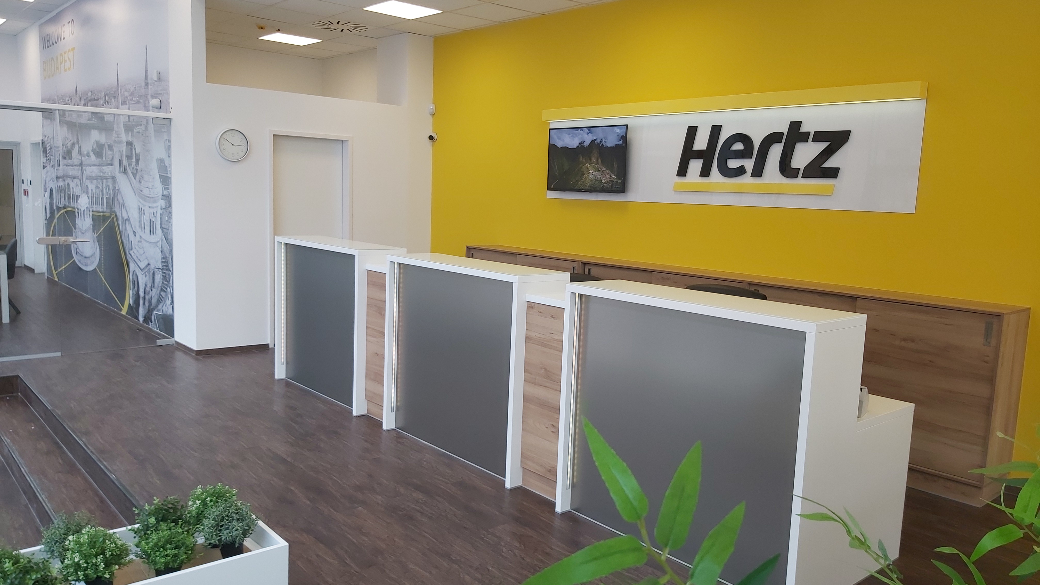 Hertz Rent a Car Opens New Office In Budapest
