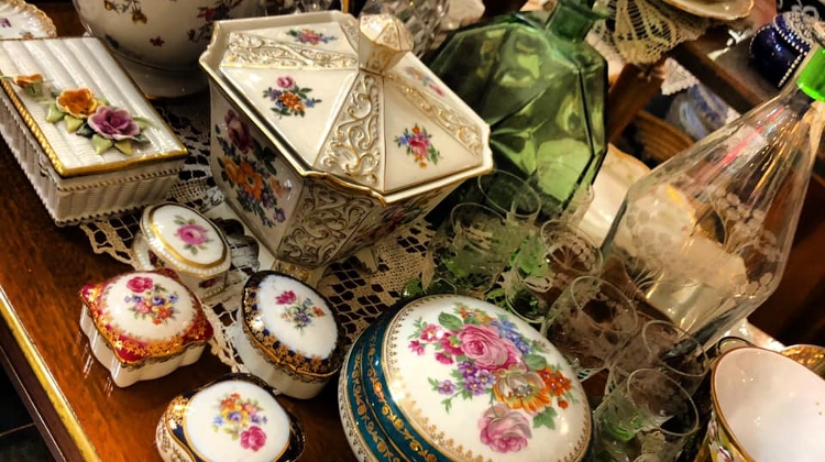 Budapest: A Critical Guide - Antiques On Falk Miksa Street