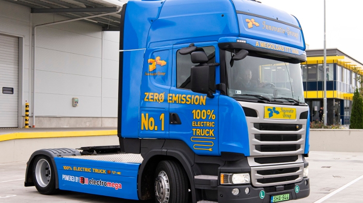 Lorry Ban Eases Fuel Supply Problems in Hungary