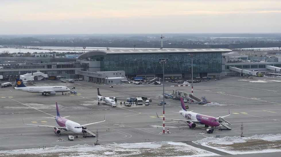 Coronavirus Outbreak Cancels More Flights In Budapest