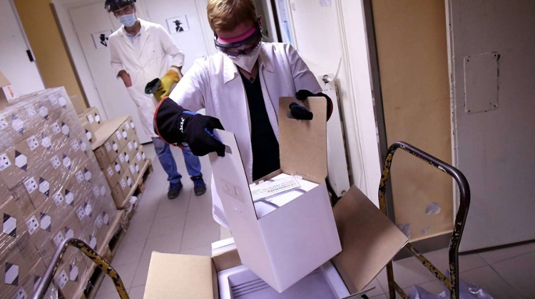 Gov't Info Centre: EU Vaccine Deliveries 'Not Fast Enough'