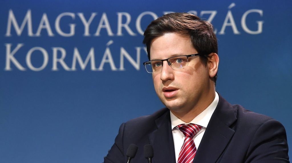 PM’s Chief Of Staff Asks “Left Leader Gyurcsány” To Stop “Anti-Vaxxer Statements”