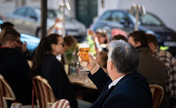 Terraces Filled As Restrictions Eased