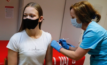 Hungarian Gov't Issues Decree Giving Employers Power To Require Covid Jabs