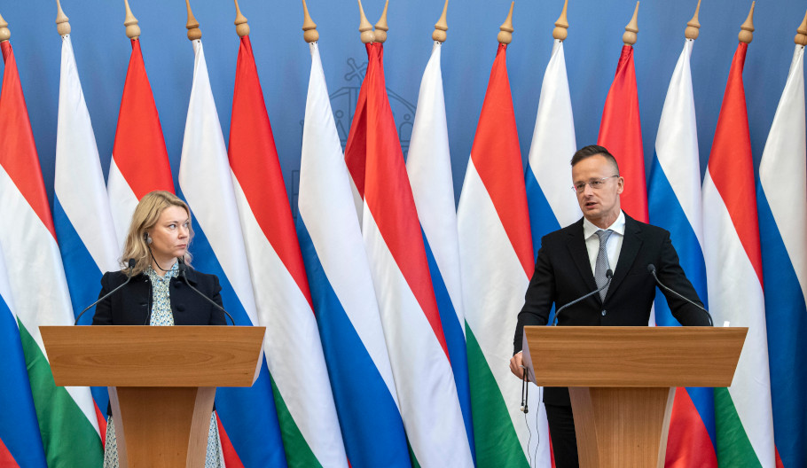 Watch: Hungary Accuse Ukraine of Meddling as it Signs Russia Gas Pact