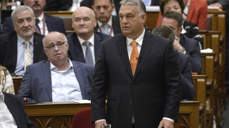 Hungarian Parliament Adopts Declaration on Ukraine War