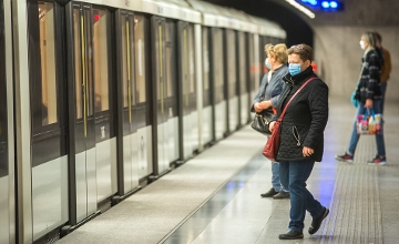 Budapest Reimposes Some Mask-Wearing Rules