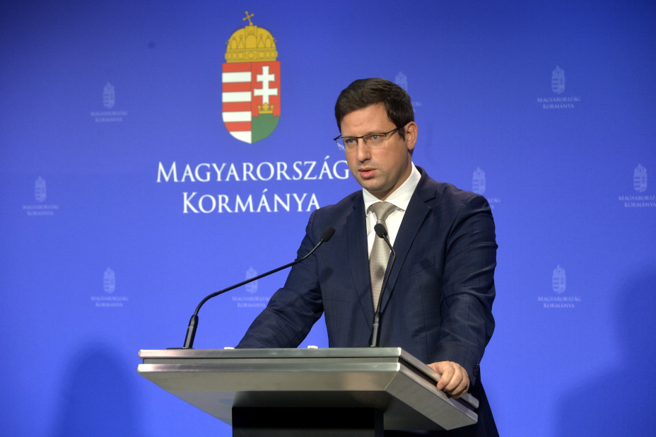 EU Faces Immigration Crisis, Says PM Orbán’s Chief of Staff