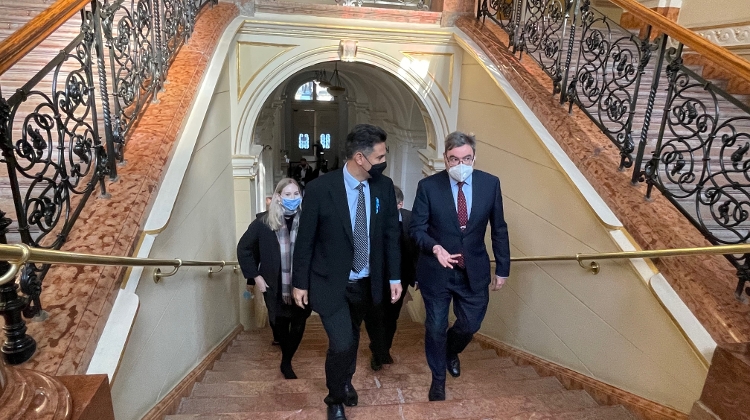 U.K. Ambassador in Hungary Meets with Péter Márki-Zay