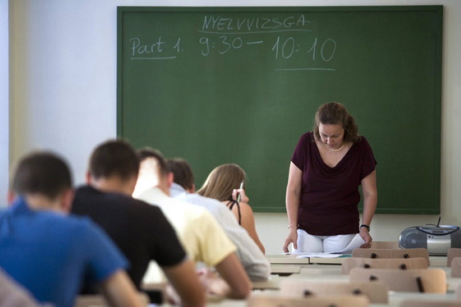 Drastic Drop In Language Exams In Hungary