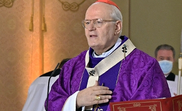 Pope Francis Gives Private Audience to Hungarian Cardinal Erdő