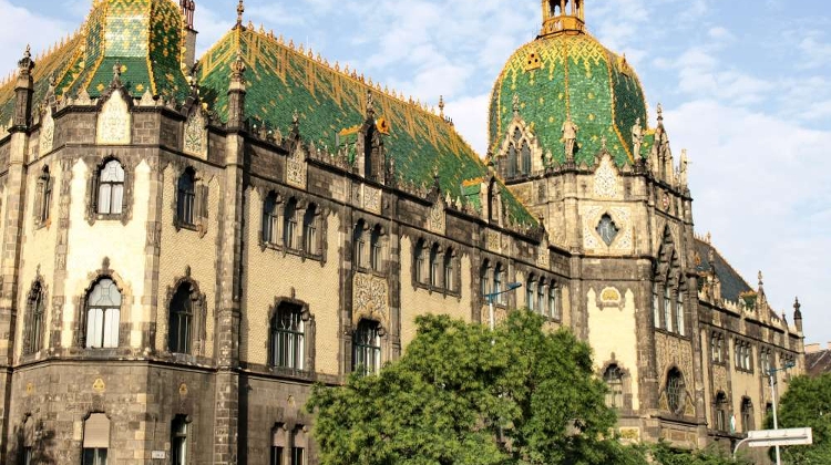 Budapest Marks 'World Art Nouveau Day' on Saturday