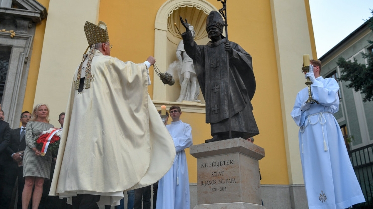 Pope John Paul II Statue Inaugurated in Debrecen