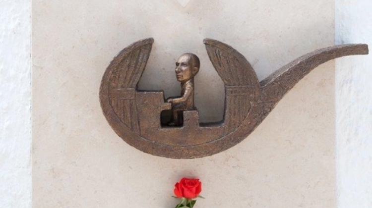 Hungarian Composer Of “Gloomy Sunday” Honoured