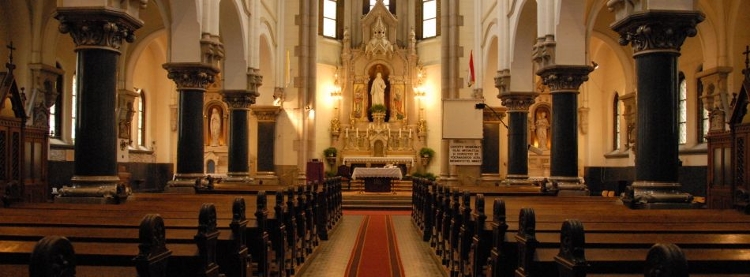 Holy Mass In English Language, In Maria Chapel @ St. Stephen’s Basilica Budapest, 8 December