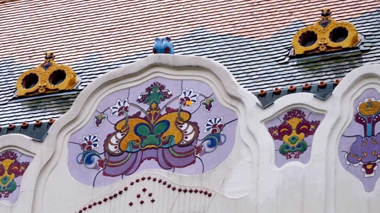 Xploring Hungary Video: Cifrapalota ‘Ornamented Palace’ in Kecskemét