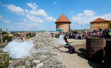 Xploring Hungary Video: Eger Castle