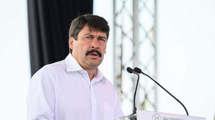 President Áder Calls For 'Different Attitude to Avoid Extinction'