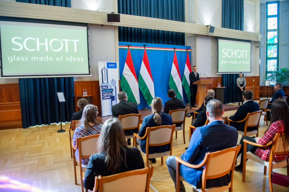 Schott Hungary Plans HUF 28 Billion Expansion