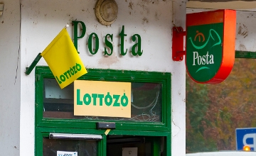 Magyar Posta Restructuring in Hungary A 'Success' Magyar Posta Restructuring in Hungary A 'Success'