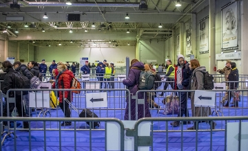 Hungary Set Up New Transit Zone for Refugees from Ukraine - Photos Hungary Set Up New Transit Zone for Refugees from Ukraine - Photos