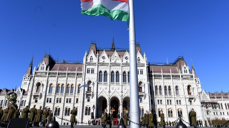 Opinion: March 15 Holiday in Shadow of Ukraine War / National Election