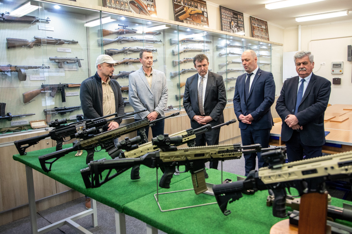 Hungary to Allocate HUF 2.4 Billion to Arms Production Education Centre