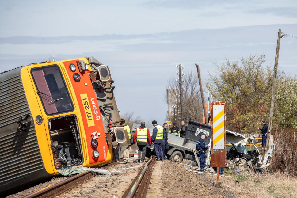 Five Die in Train-Van Accident in S Hungary