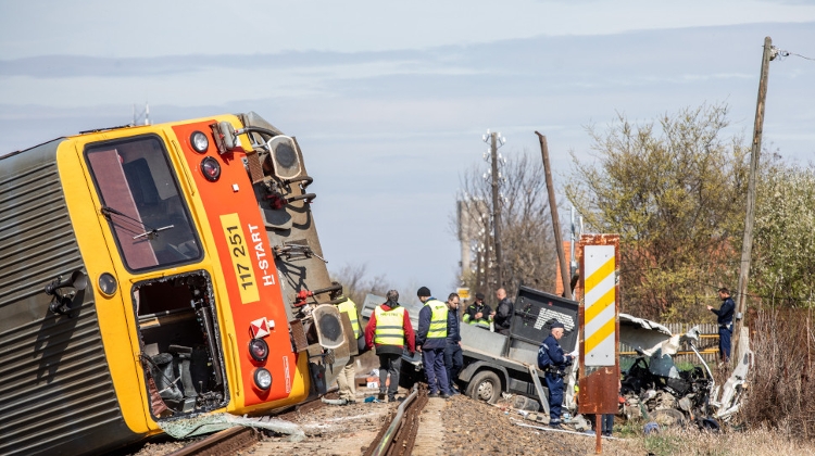 Five Die in Train-Van Accident in S Hungary