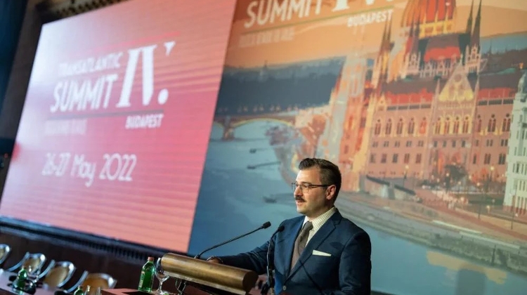 'Transatlantic Summit' Under Way in Budapest