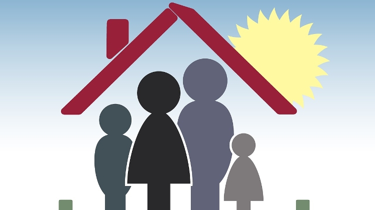 Inflation + Forint Rate Hit Hungarian Summer Holidays