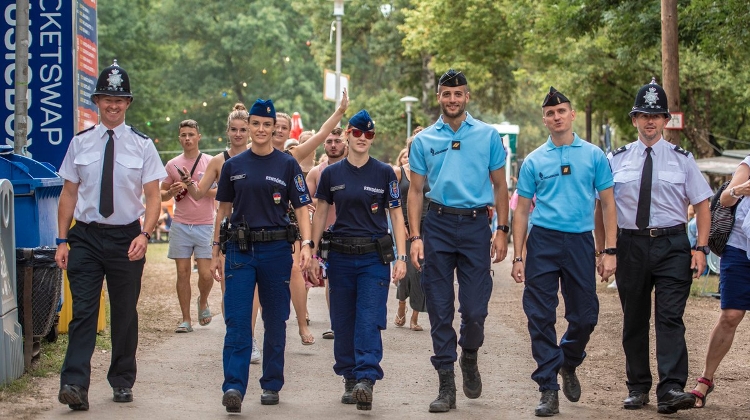 Plainclothed Police Also on Patrol at Sziget