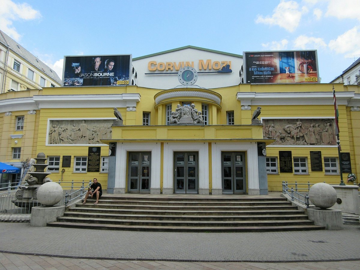 3 Cinemas to Close Partially, Due to Energy Costs in Hungary