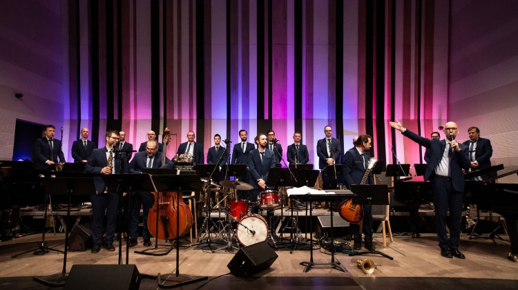 Modern Art Orchestra Plays Music Of Mao’s Composers, Opus Jazz Club Budapest, 24 November