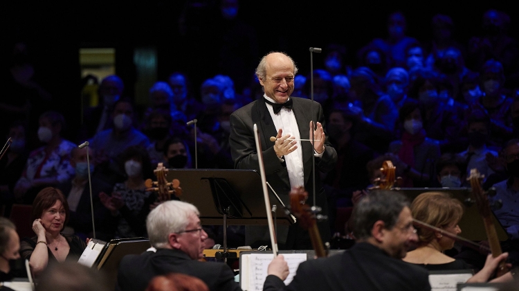 Surprize Concert by Festival Orchestra, Budapest Congress Center, 26 December